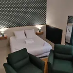 Guest Location * Néris-les-Bains
